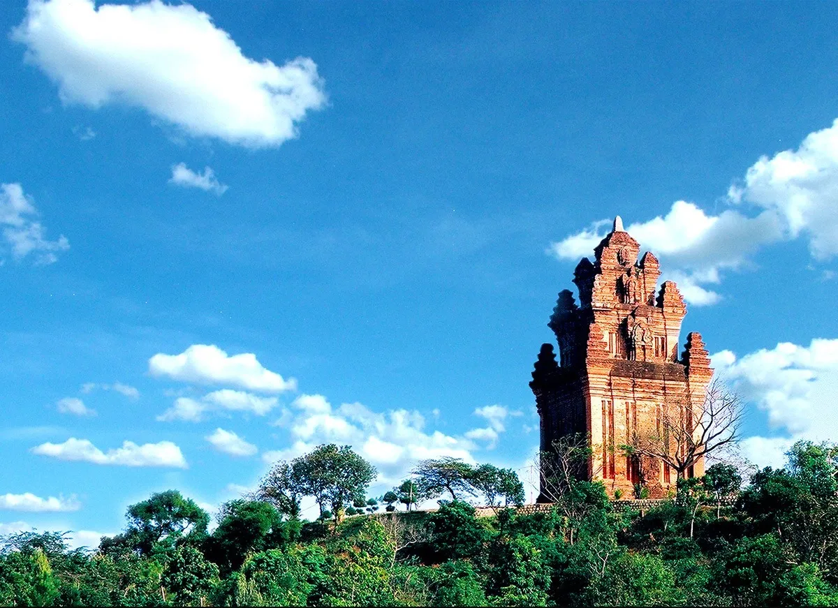 địa điểm du lịch Phú Yên 9