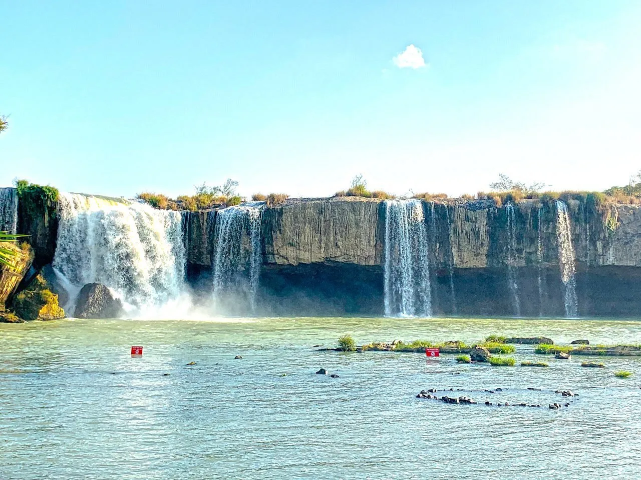 Du lịch Buôn Ma Thuột, chốn bình yên giữa núi rừng Tây Nguyên