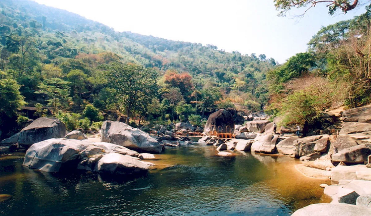 Vườn Quốc gia Yok Đôn, nơi mỗi bước chân đều là hành trình khám phá và trân trọng thiên nhiên.