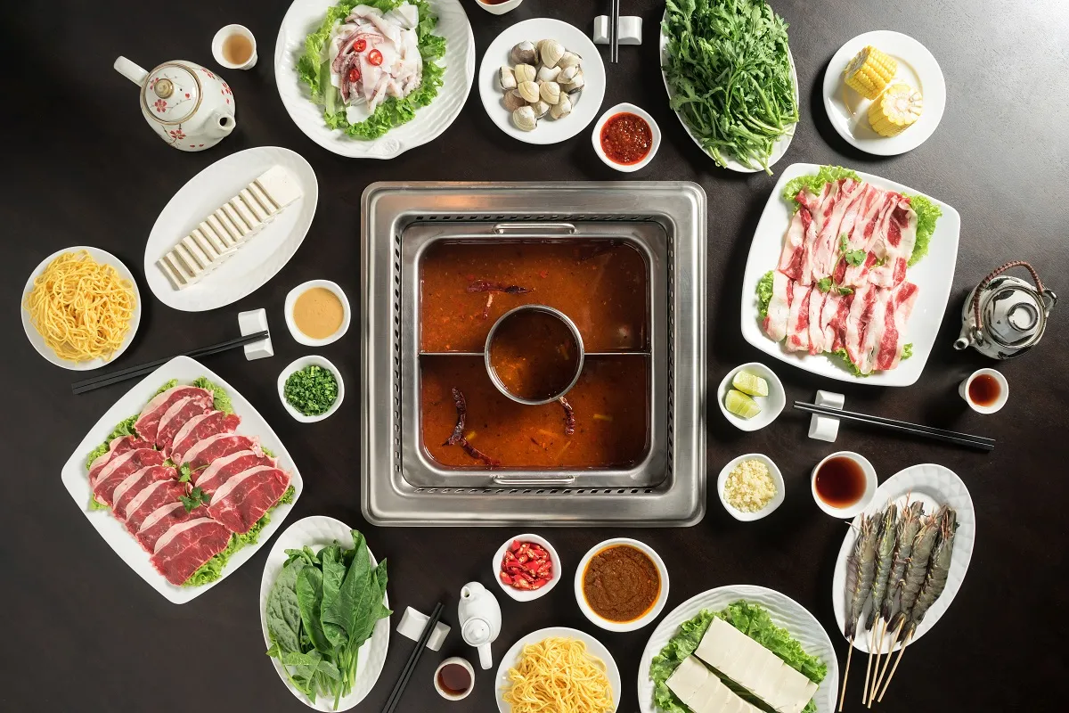 Lẩu Hong Kong mang đến trải nghiệm ẩm thực vừa tinh tế vừa gần gũi.