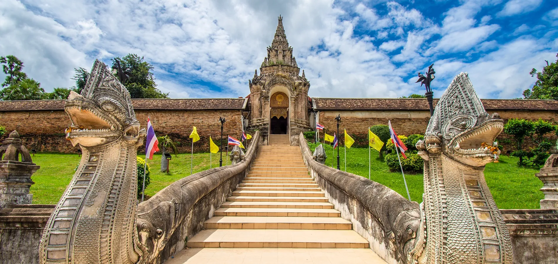 Lampang mang đến cảm giác thư thái và gần gũi với thiên nhiên.