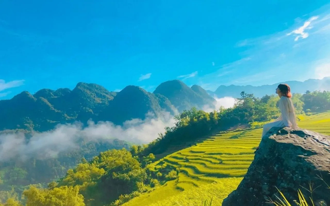 Thanh Hóa cuốn hút bởi cảnh quan đa dạng từ bãi biển đến vùng đồi núi xanh mát.