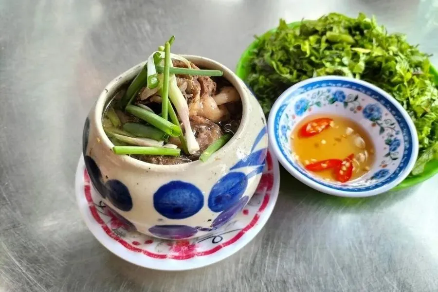 Một món ăn địa phương nổi tiếng bạn nhất định phải thử