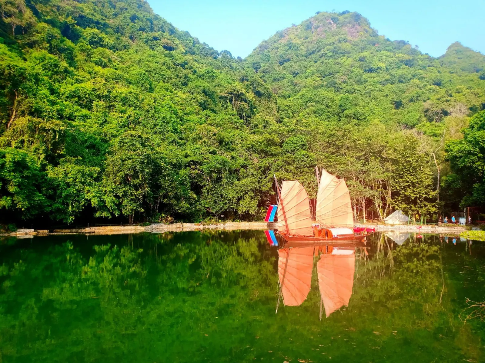 Vườn quốc gia Cát Bà – thiên nhiên hoang sơ giữa đảo ngọc