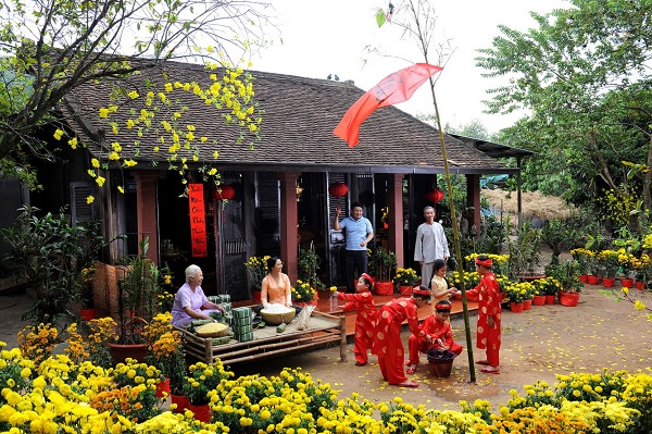 Sum họp bên gia đình trong những ngày Tết