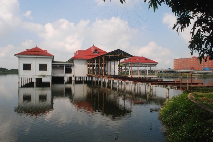 Hồ Cửa Nam
