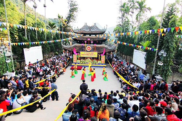 Lễ hội chùa Hương