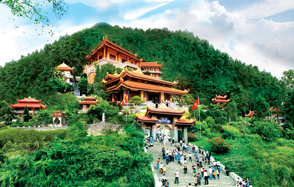 Thiền Viện Trúc Lâm- Điểm tham quan hướng về cõi tâm linh