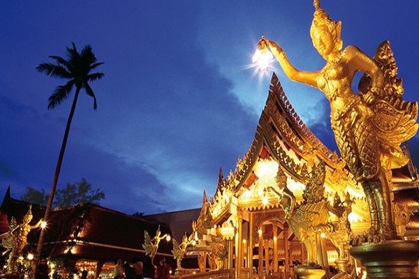 Xứ sở chùa Vàng