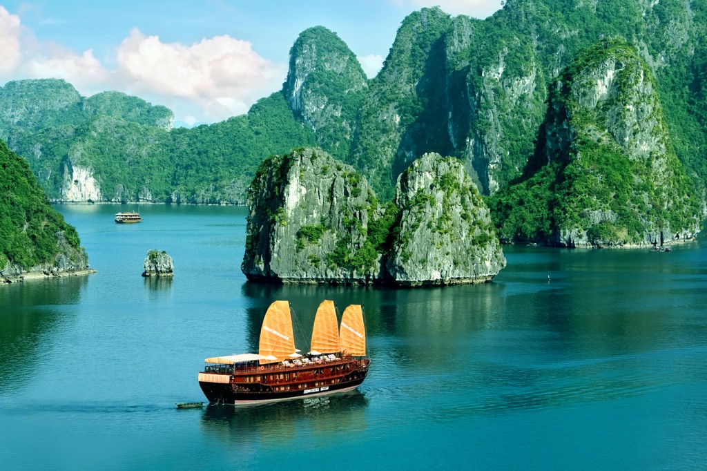 Vé máy bay giá rẻ đi Quảng Ninh
