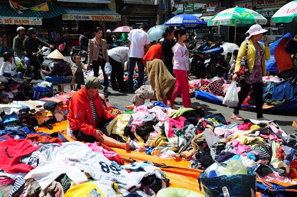 Chợ Âm Phủ Đà Lạt