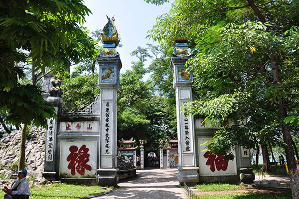 Đền Ngọc Sơn