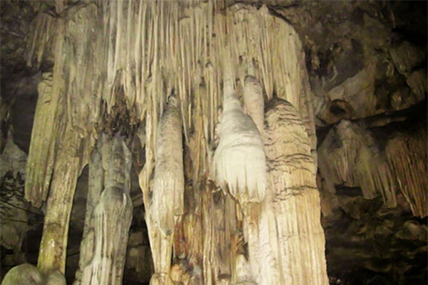 Động Từ Thức gặp tiên