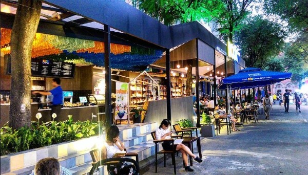 Vé máy bay giá rẻ đi Sài Gòn tháng 8