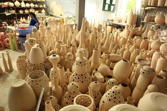 Những món đồ gốm tinh xảo với nhiều kiểu dáng đa dạng