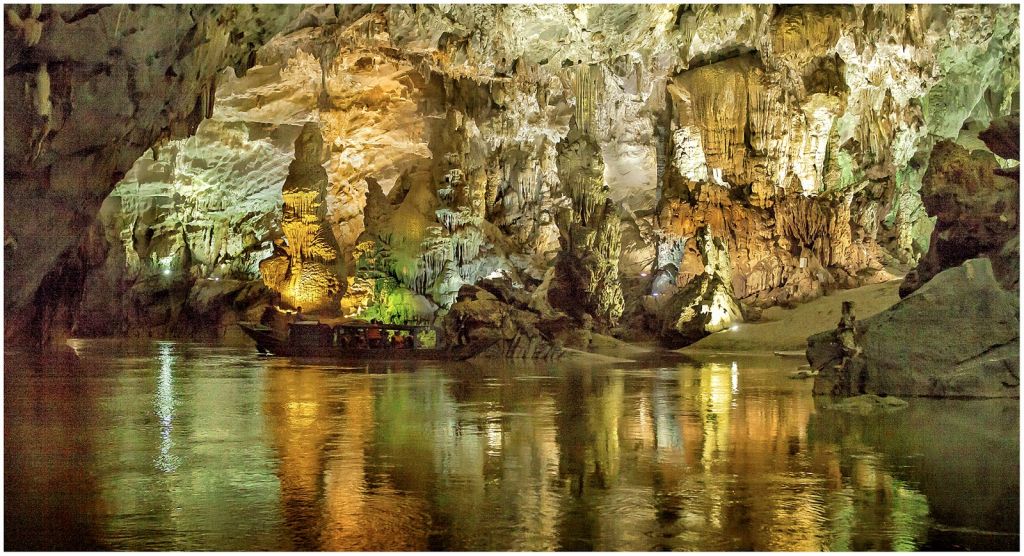 Vé máy bay đi Đồng Hới