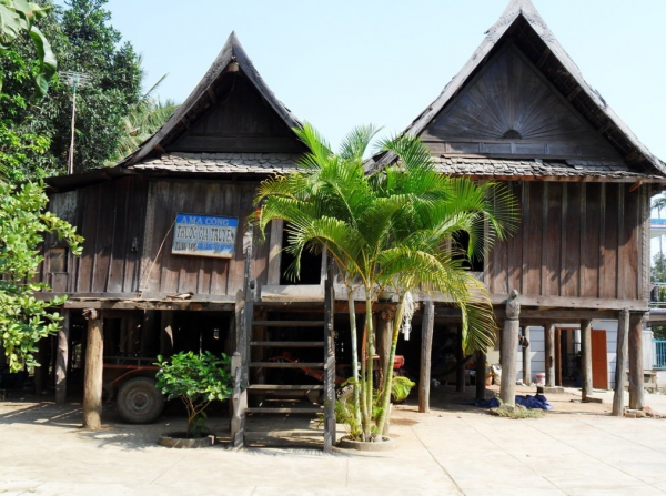 Vé máy bay đi Buôn Mê Thuột