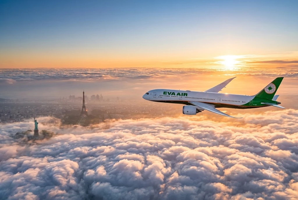 Trải Nghiệm Bay Đẳng Cấp 5 Sao Cùng EVA Air: Đặt Vé Ngay Hôm Nay!
