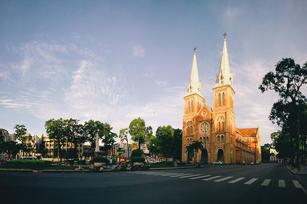 Nhà Thờ Đức Bà