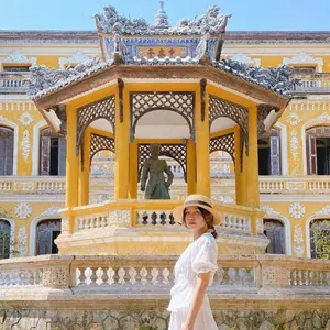 Huế