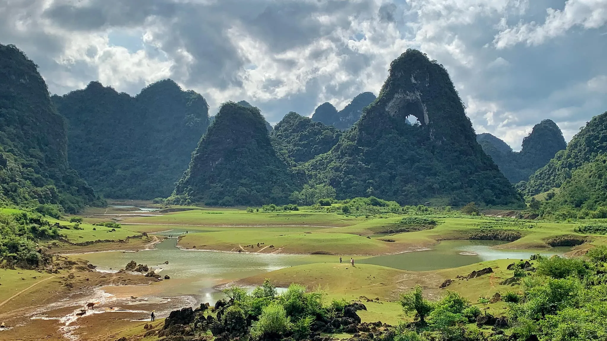 Ở Cao Bằng, thời gian như trôi chậm hơn