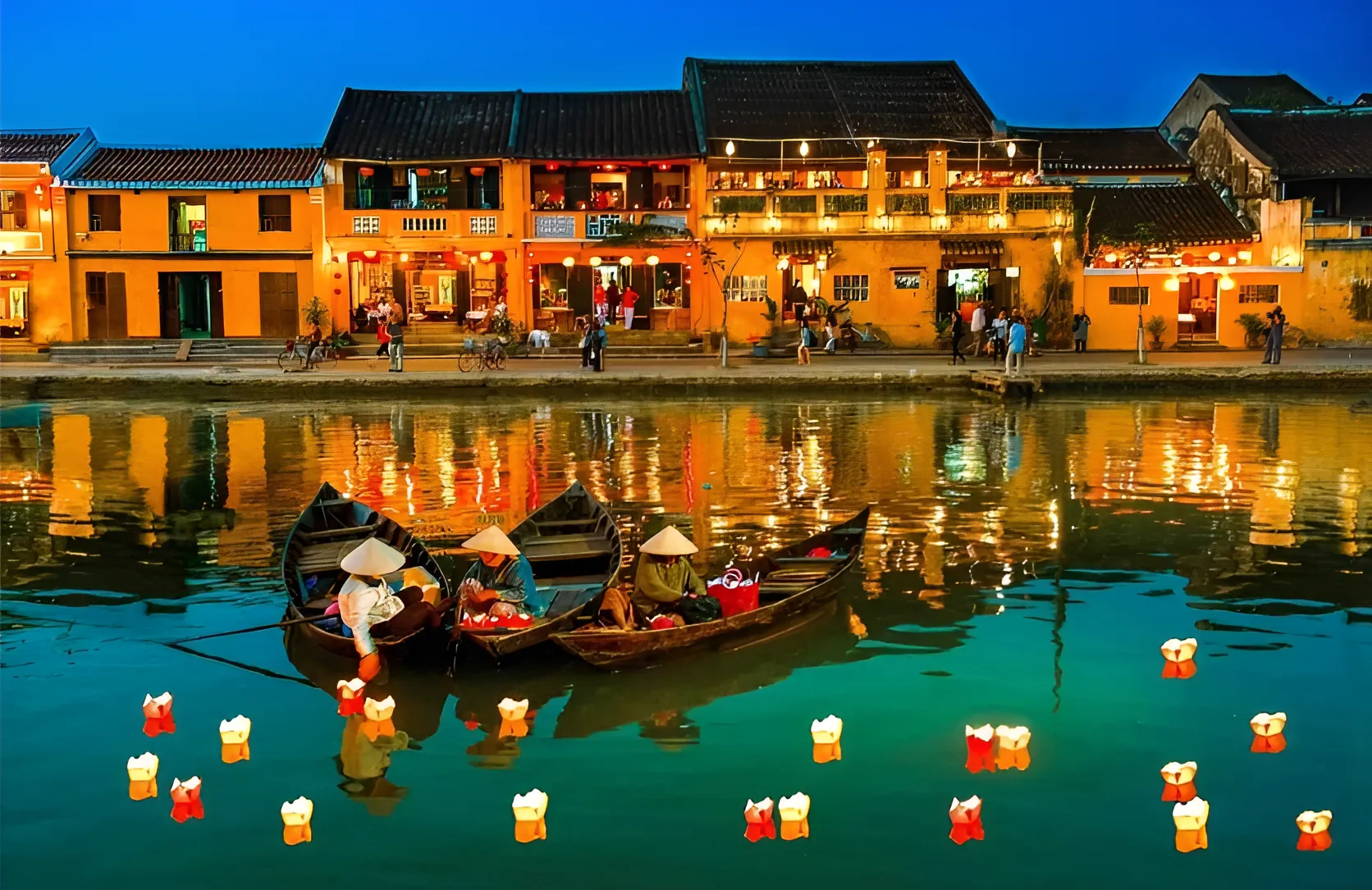 Hoạt động thả đèn hoa đăng vừa lãng mạn vừa mang ý nghĩa